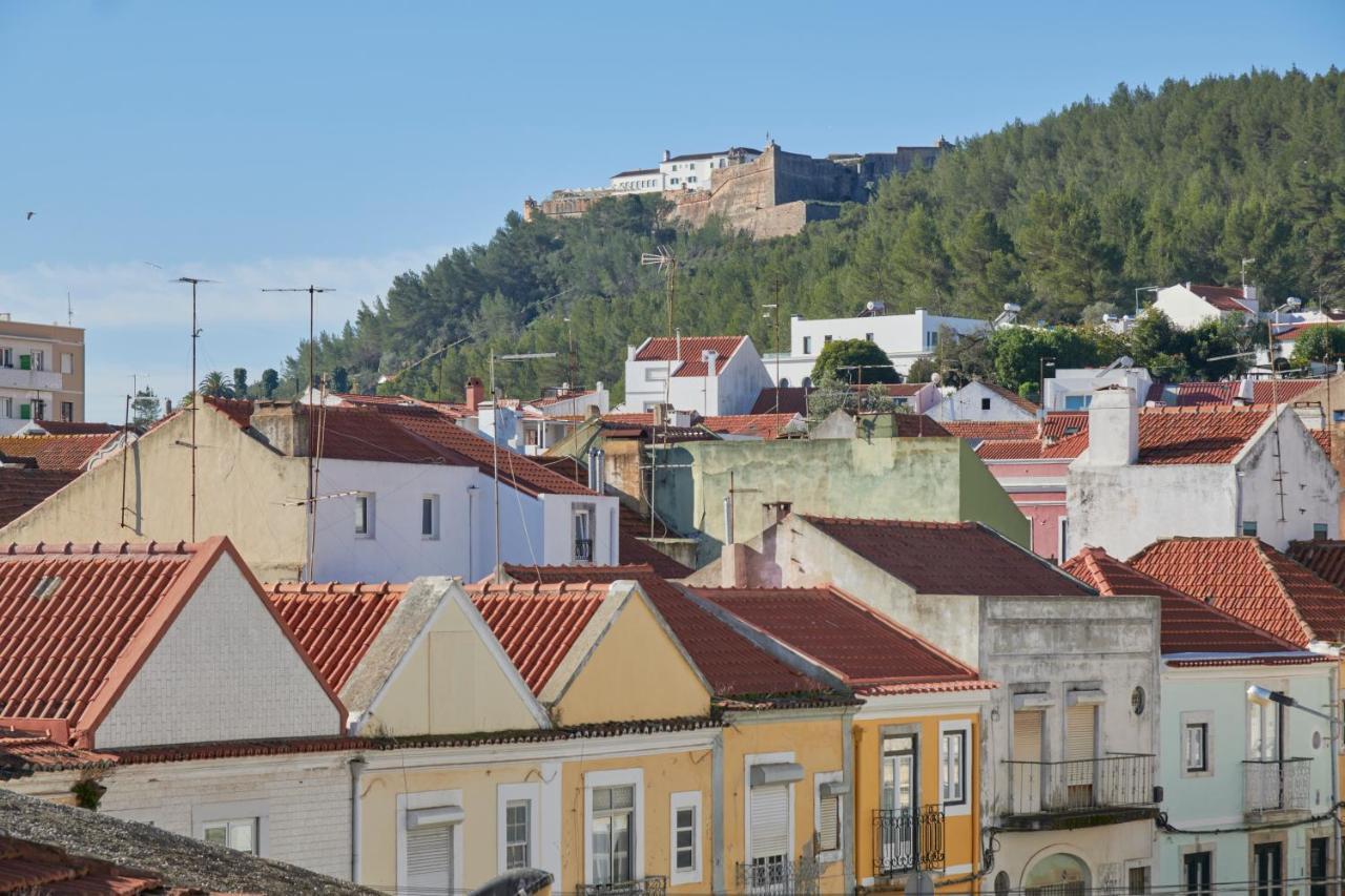 Central & Sunny 2Br Apt Near Beach, By Timecooler Setúbal Zewnętrze zdjęcie